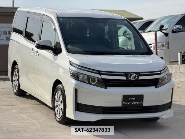 Toyota VOXY 2016-11 7801010-0