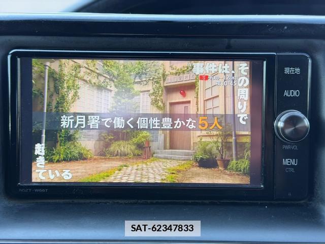 Toyota VOXY 2016-11 7801010-11