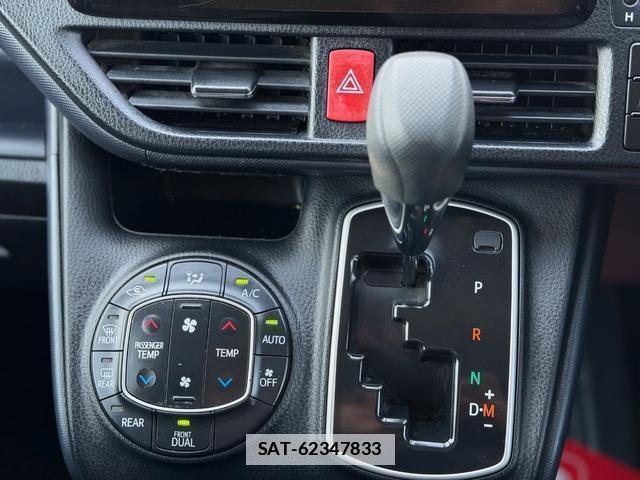 Toyota VOXY 2016-11 7801010-19