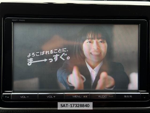 Toyota VOXY 2014-03 7801017-14