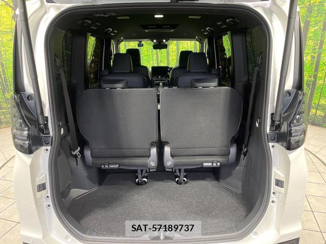 Toyota VOXY 2025-03 7801035-10