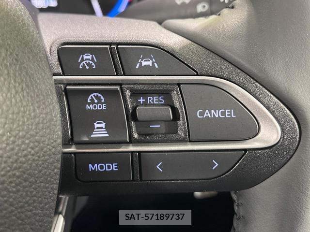 Toyota VOXY 2025-03 7801035-6