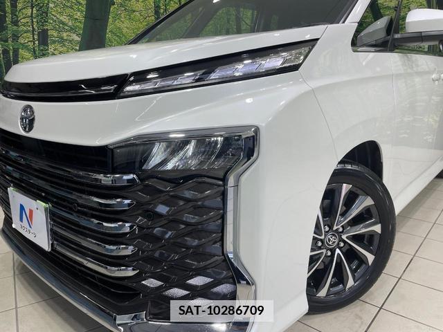 Toyota VOXY 2024-08 7801544-12