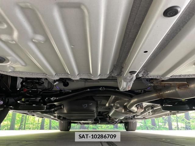 Toyota VOXY 2024-08 7801544-18