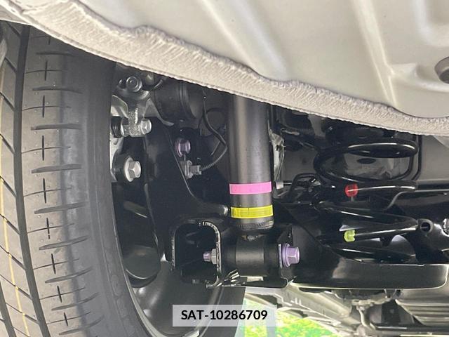 Toyota VOXY 2024-08 7801544-19