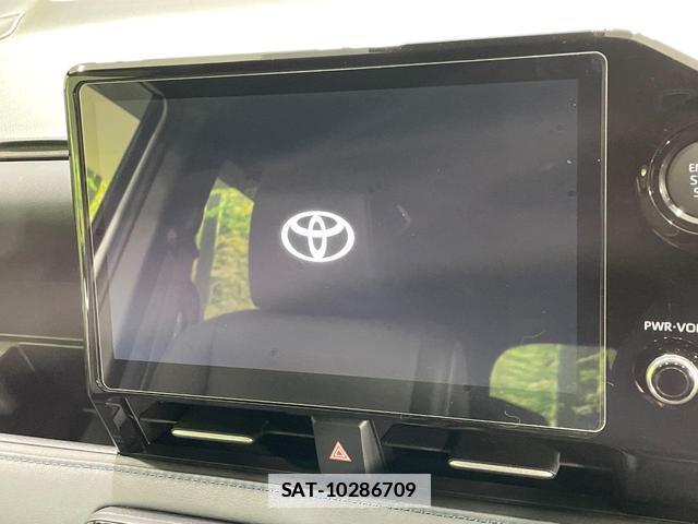 Toyota VOXY 2024-08 7801544-3