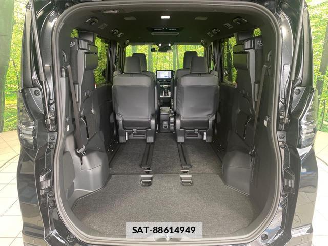 Toyota VOXY 2026-01 7801593-10