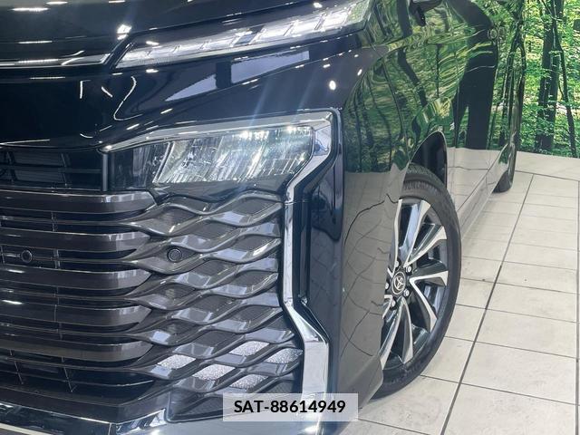 Toyota VOXY 2026-01 7801593-12