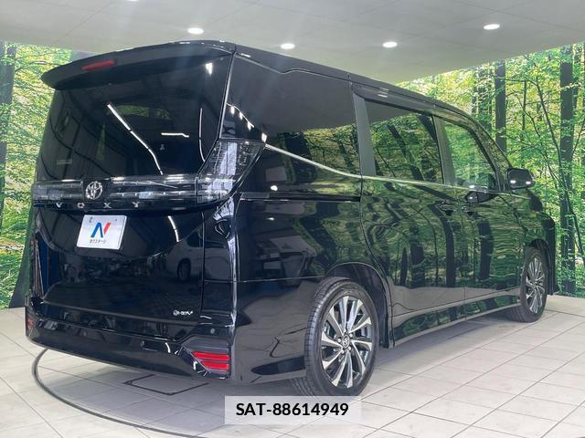 Toyota VOXY 2026-01 7801593-16