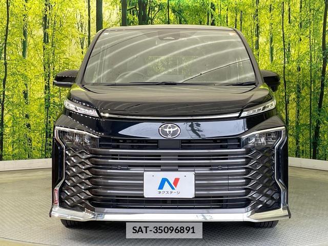 Toyota VOXY 2025-07 7802017-14
