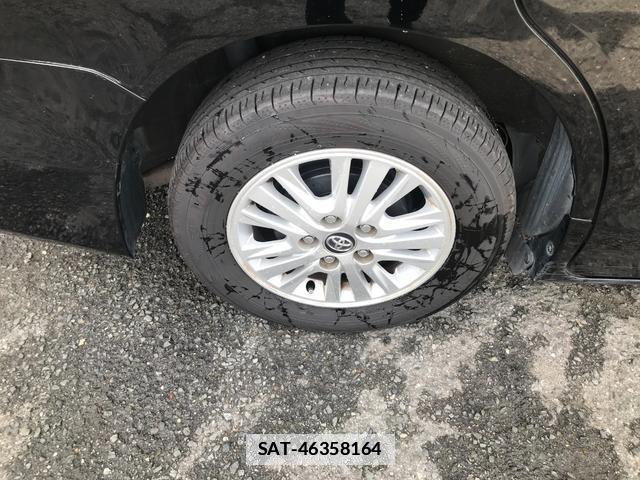 Toyota VOXY 2016-07 7802156-12