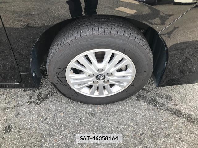 Toyota VOXY 2016-07 7802156-13