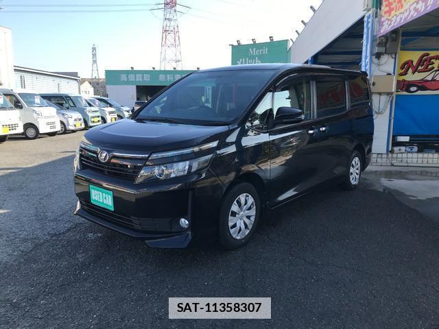 Toyota VOXY 2014-02 7802157-3