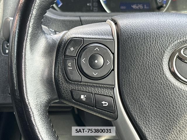 Toyota VOXY 2015-07 7802796-18