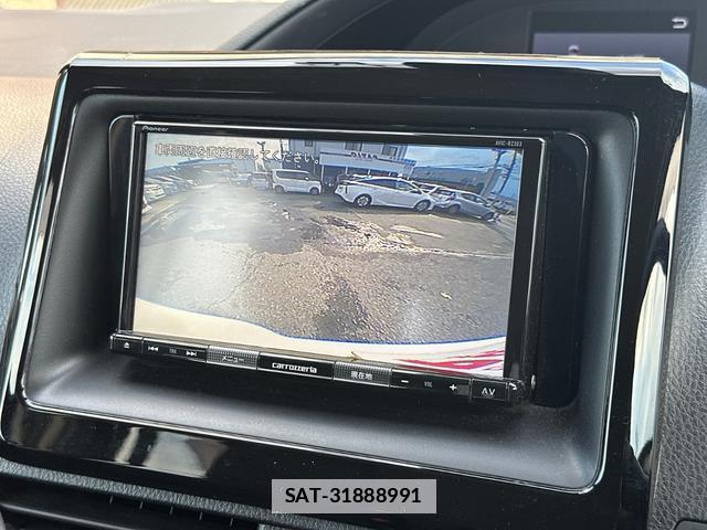 Toyota VOXY 2019-11 7802809-4