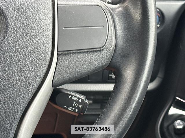 Toyota VOXY 2019-05 7802825-18