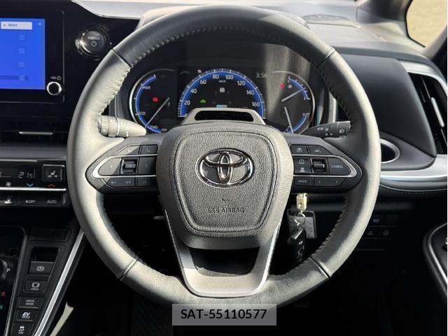 Toyota VOXY 2024-06 7803184-14