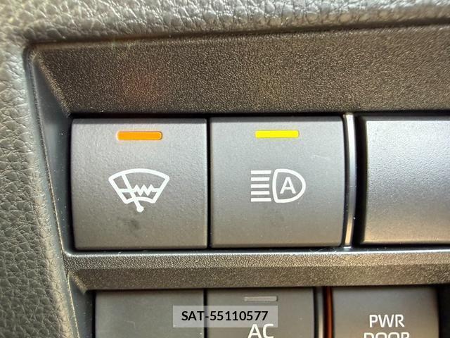 Toyota VOXY 2024-06 7803184-5