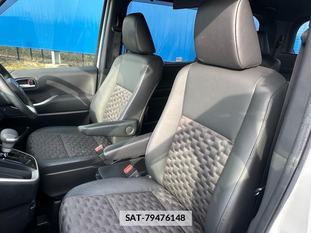 Toyota VOXY 2022-09 7803532-12