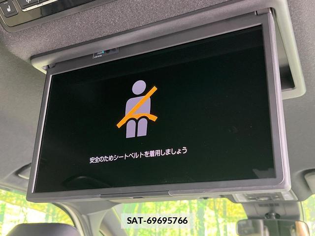 Toyota VOXY 2023-11 7803742-5
