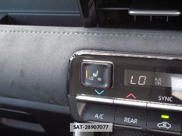 Toyota VOXY 2026-06 7804237-9