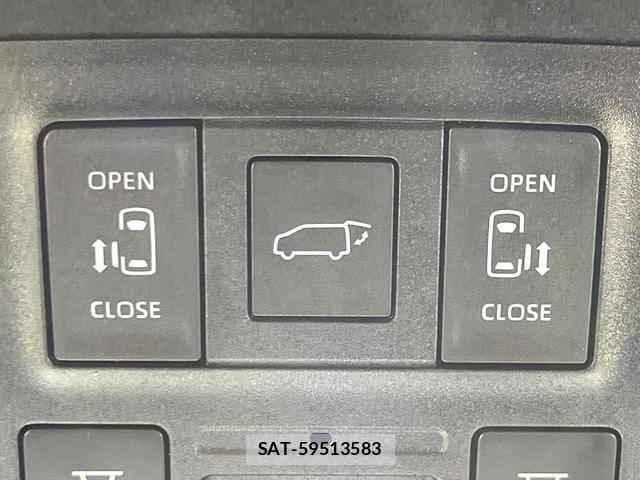 Toyota VOXY 2024-06 7804521-6