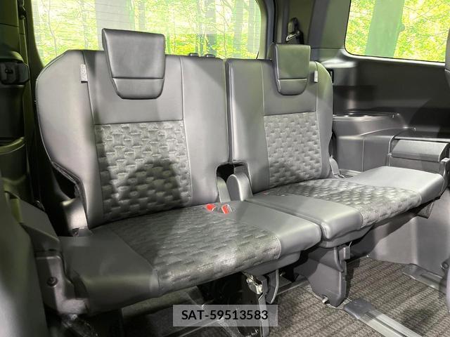 Toyota VOXY 2024-06 7804521-9