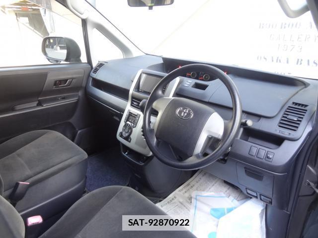 Toyota VOXY 2013-09 7805213-11
