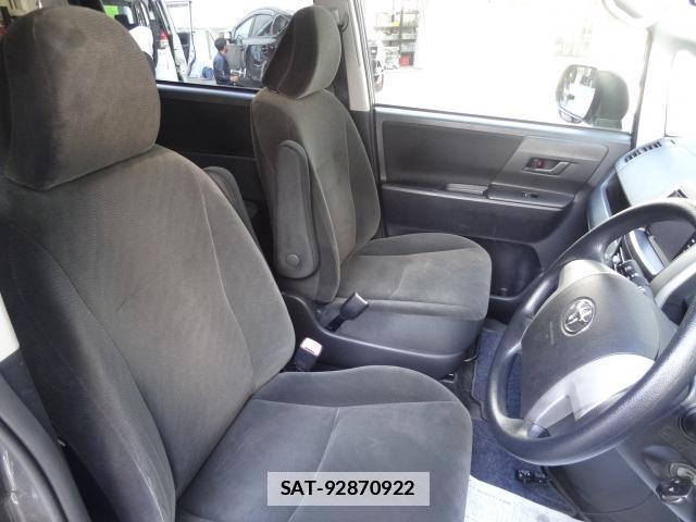 Toyota VOXY 2013-09 7805213-12