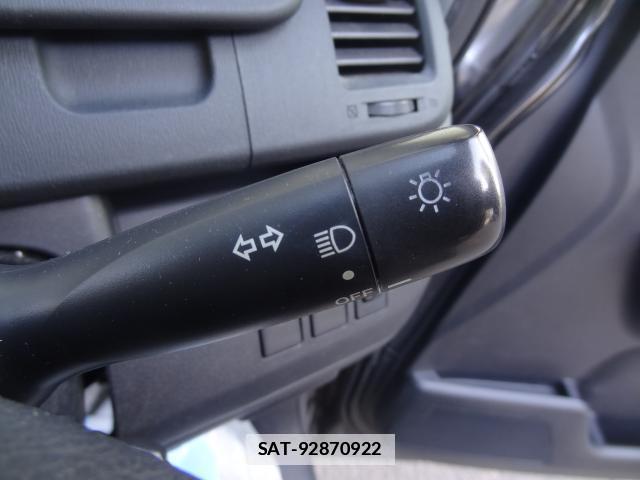 Toyota VOXY 2013-09 7805213-18