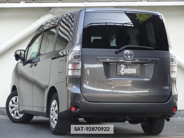 Toyota VOXY 2013-09 7805213-4