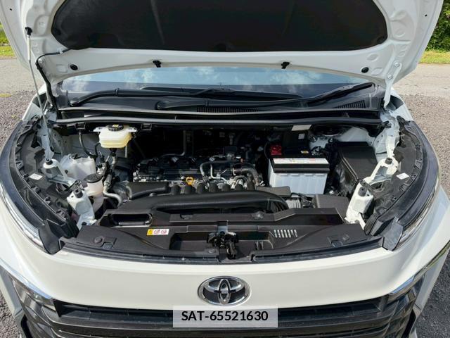 Toyota VOXY 2023-10 7805975-17
