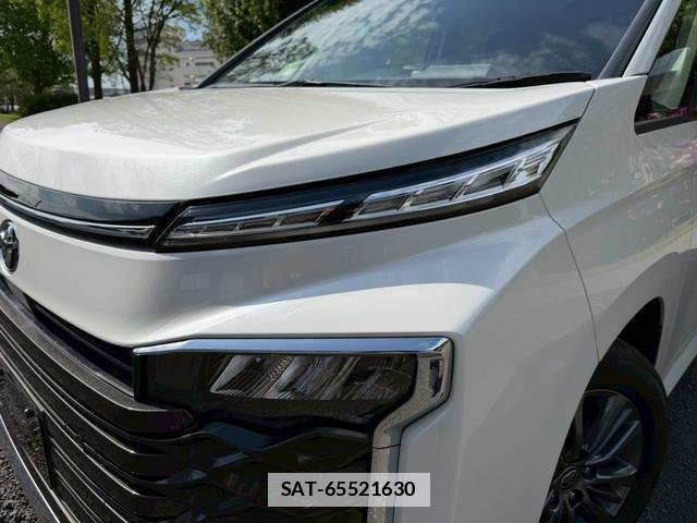 Toyota VOXY 2023-10 7805975-7