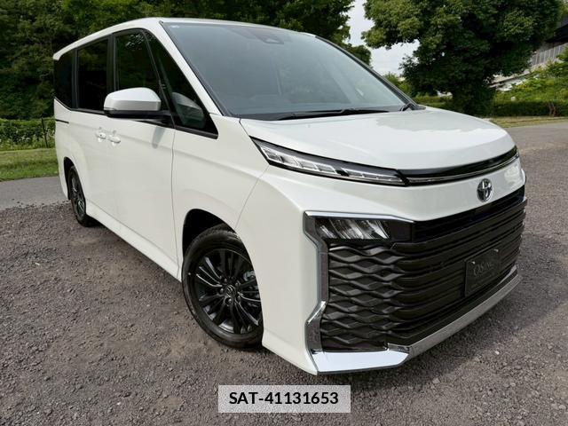 Toyota VOXY 2026-02 7805986-1