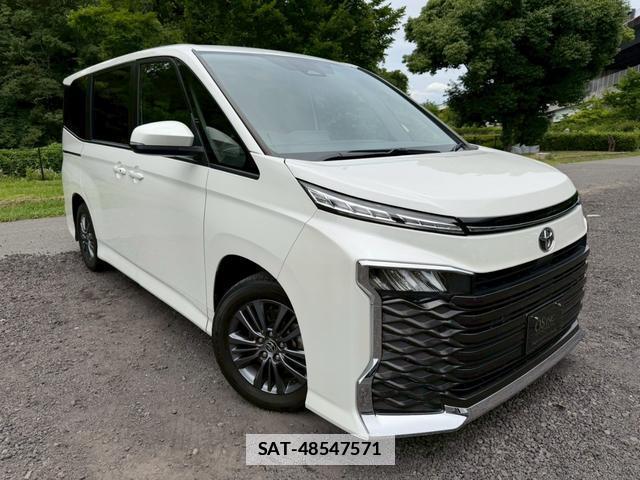 Toyota VOXY 2023-08 7805997-15