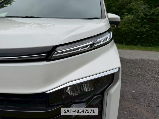 Toyota VOXY 2023-08 7805997-3