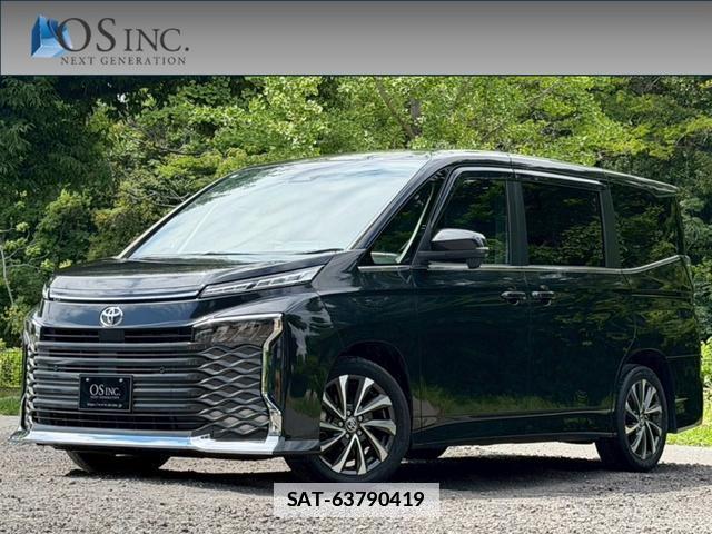 Toyota VOXY 2023-08 7805998-0