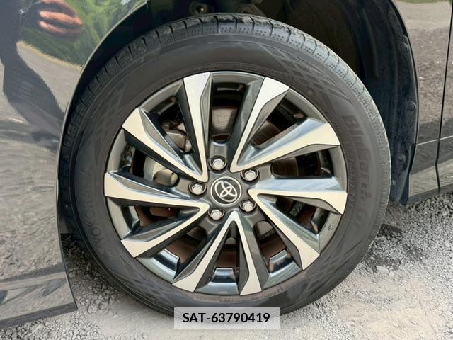 Toyota VOXY 2023-08 7805998-9