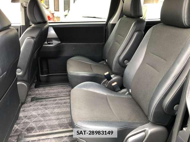 Toyota VOXY 2013-03 7806568-14