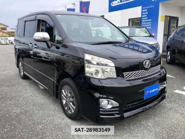 Toyota VOXY 2013-03 7806568-2