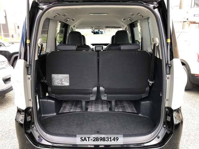 Toyota VOXY 2013-03 7806568-8