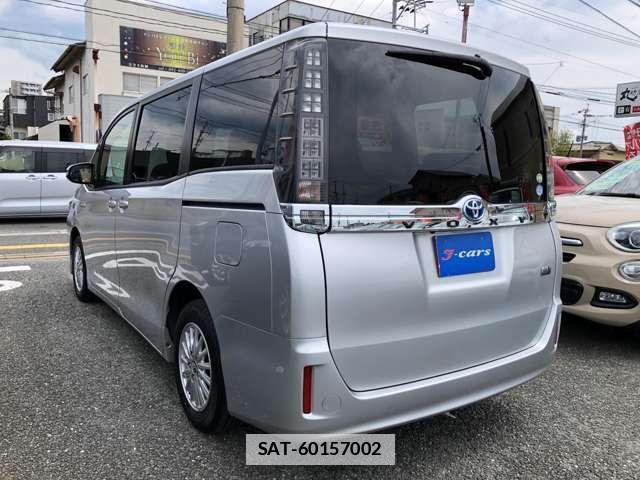 Toyota VOXY 2016-07 7806570-3