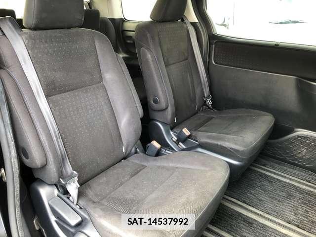 Toyota VOXY 2015-06 7806575-14