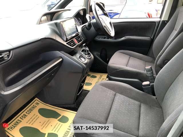Toyota VOXY 2015-06 7806575-6