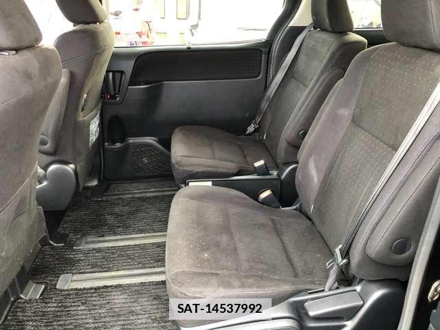 Toyota VOXY 2015-06 7806575-7