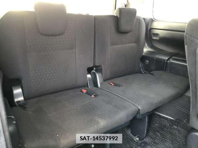 Toyota VOXY 2015-06 7806575-8