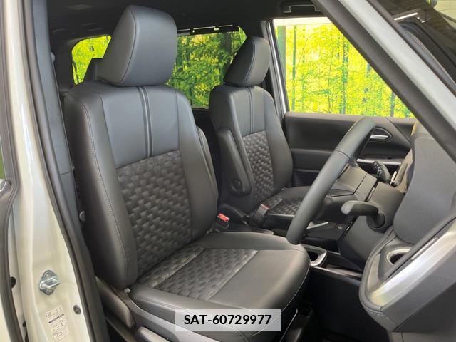 Toyota VOXY 2026-03 7806662-7