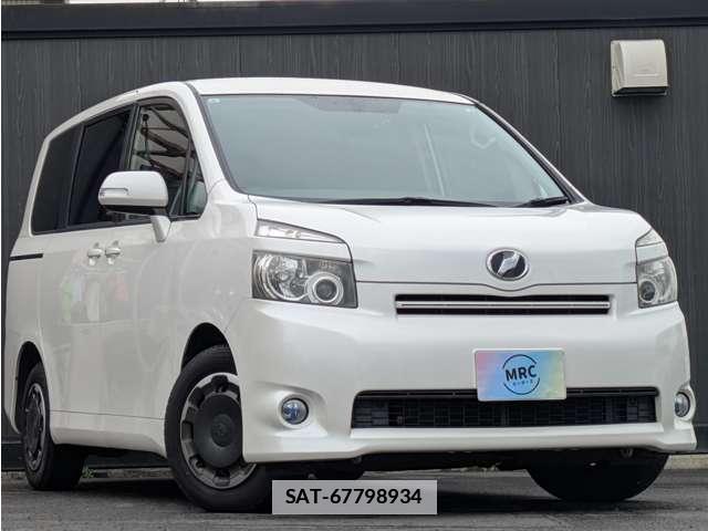 Toyota VOXY 2009-08 7807147-3