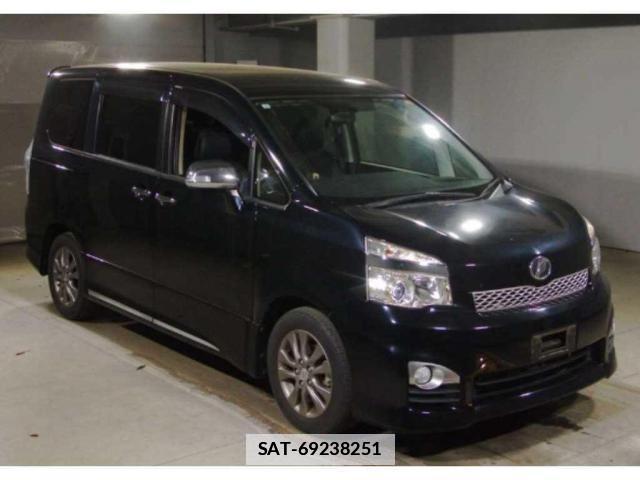 Toyota VOXY 2013-09 7807343-0
