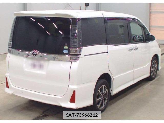 Toyota VOXY 2020-03 7807676-4